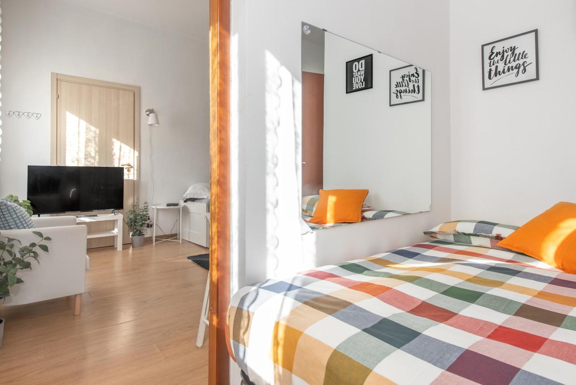 Central Little Basic Apartment Rome Buitenkant foto