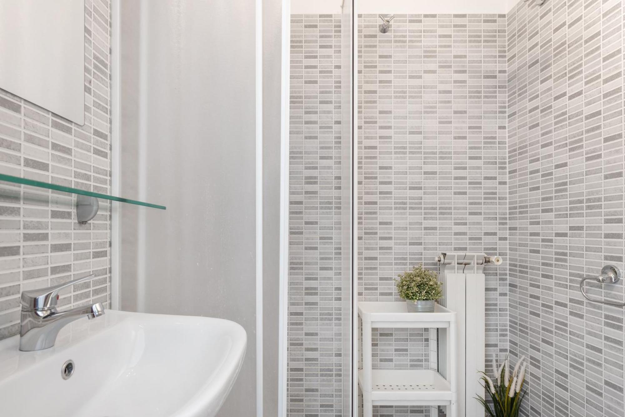 Central Little Basic Apartment Rome Buitenkant foto